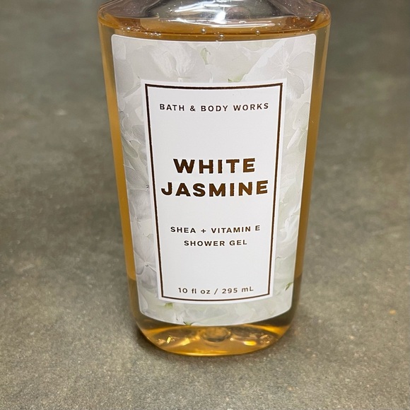 Bath & Body Works WHITE JASMINE Shea Vitamin E Shower Gel - Picture 2 of 4